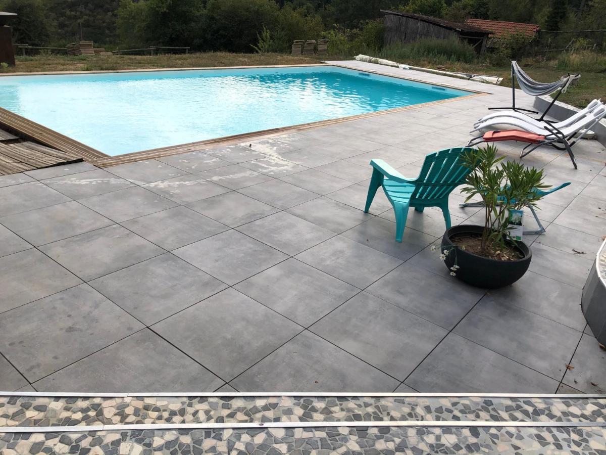 Le Chalet De La Goutte Saint-Appolinaire  Exteriör bild