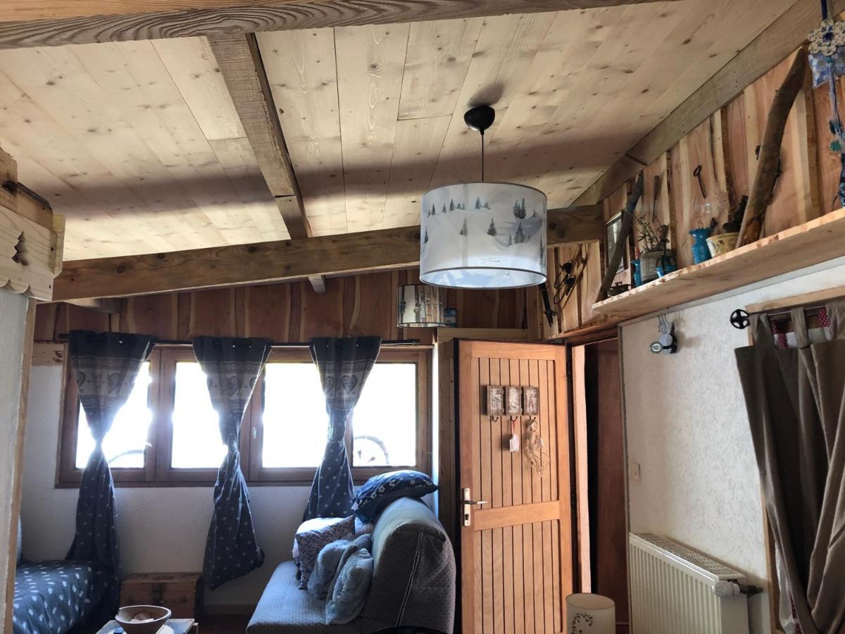 Le Chalet De La Goutte Saint-Appolinaire  Exteriör bild